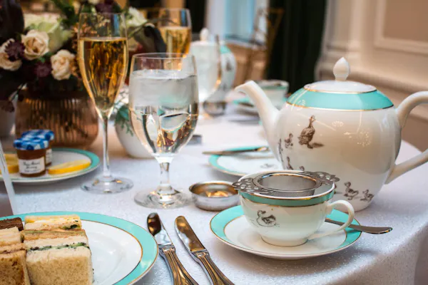 tableware, serveware, cup, drinkware, coffee cup, dishware
