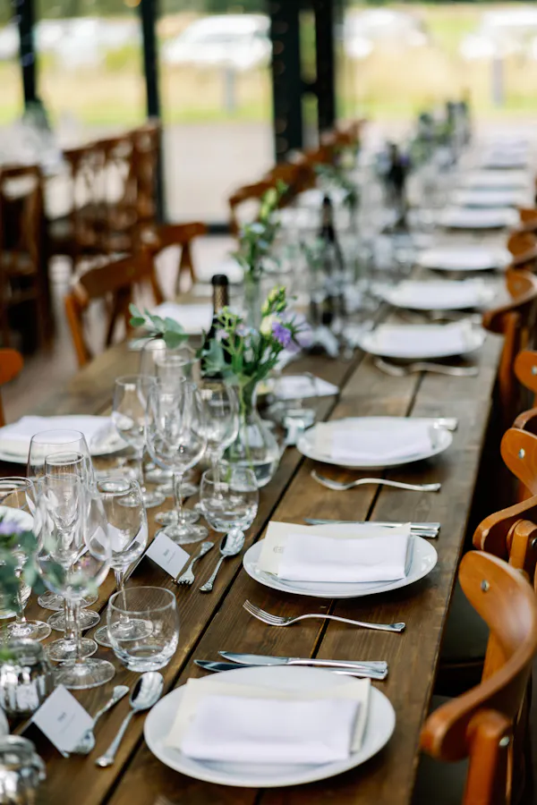 tableware, table, furniture, drinkware, dishware, stemware