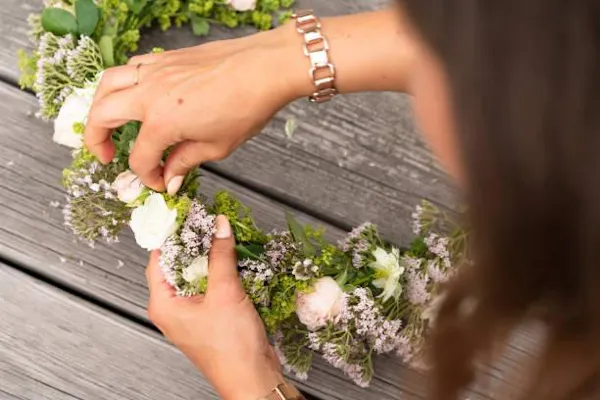 flower, flower bouquet, finger, petal, jewellery, floristry