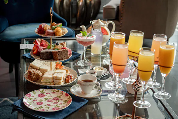 tableware, drinkware, serveware, table, furniture, food