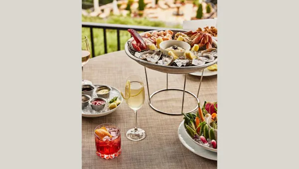food, tableware, fruit, ingredient, stemware, drinkware