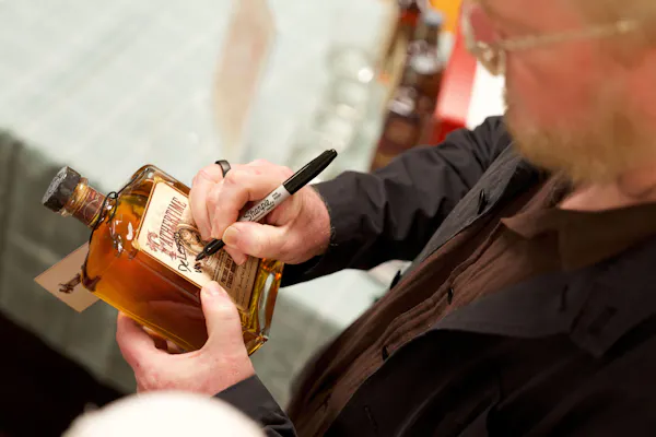 bottle, alcoholic drink, liquor, glass bottle, alcohol, barware