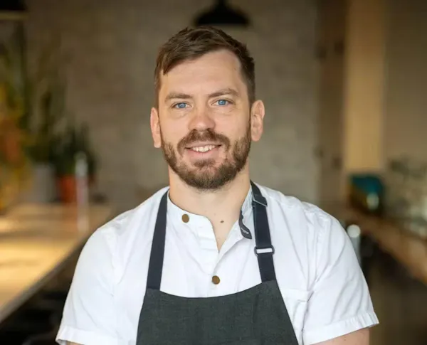 facial hair, beard, moustache, eye, chef, smile