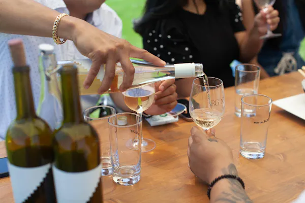 drinkware, tableware, alcoholic drink, stemware, barware, event