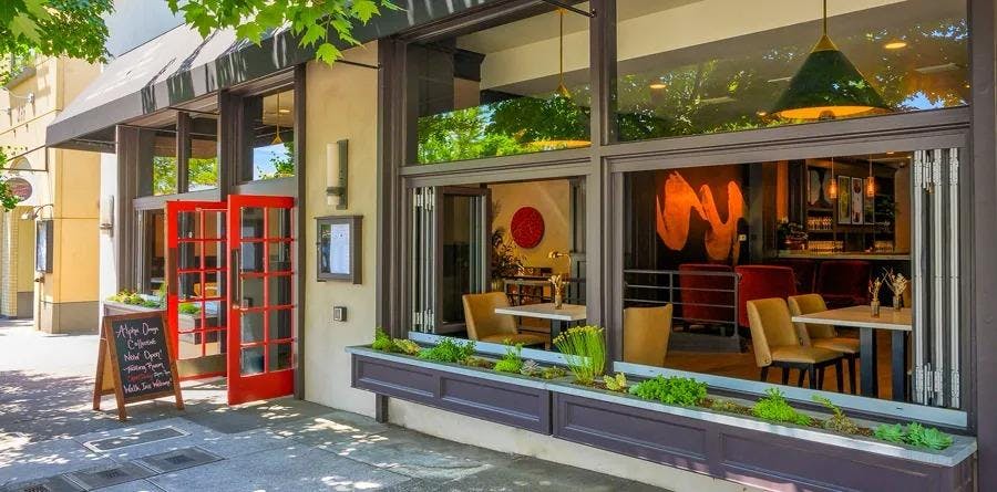 Alpha Omega Collective | Downtown Healdsburg Wine Lounge