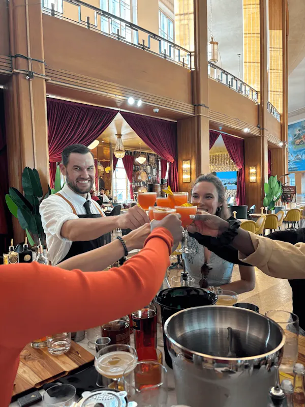 barware, drinkware, restaurant, customer, cocktail, alcohol