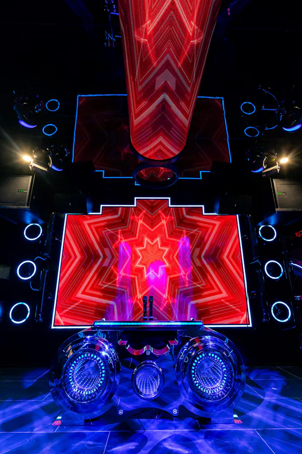red, event, lighting, technology, entertainment, neon