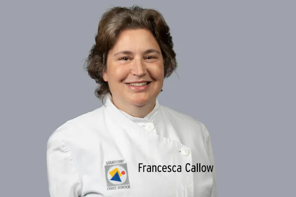 head, sleeve, uniform, collar, smile, chef