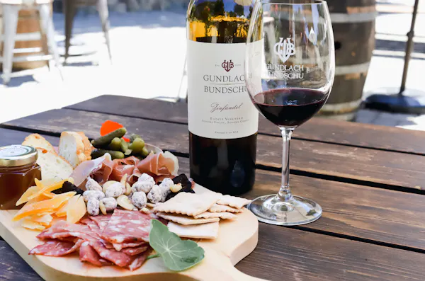 food, tableware, table, stemware, bottle, wine glass