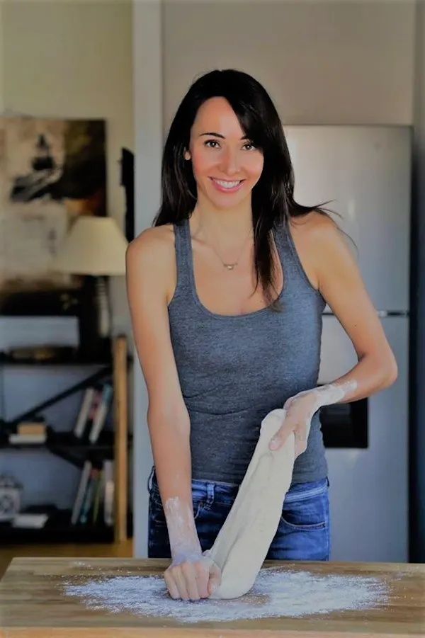 finger, elbow, waist, happiness, homemaking, long hair