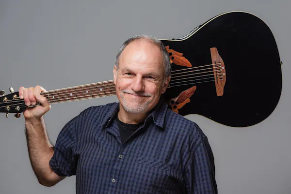musical instrument, string instrument, plucked string instrument, chordophone, guitarist, guitar