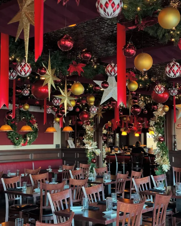 red, lighting, furniture, christmas decoration, restaurant, christmas day
