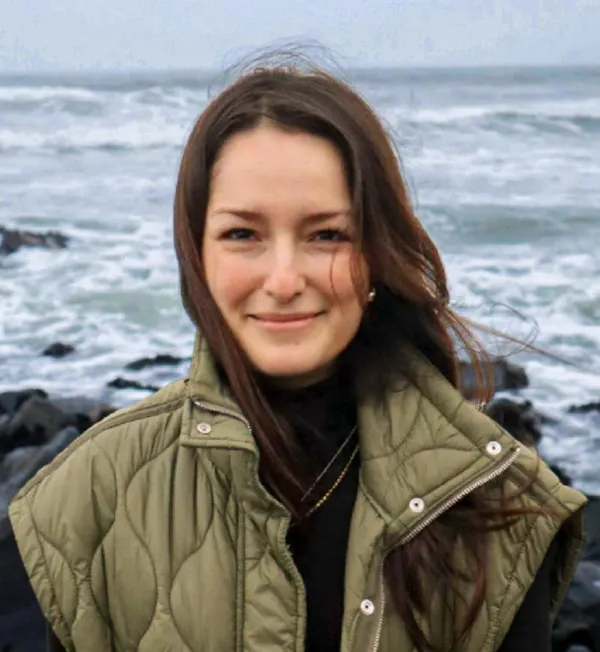 smile, beauty, happiness, facial expression, winter, brown hair