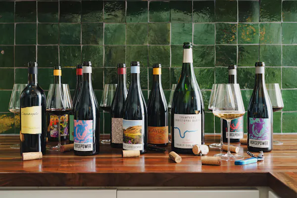 bottle, alcoholic drink, glass bottle, wine bottle, alcohol, liquor