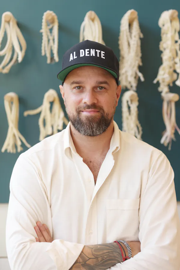 sleeve, facial hair, beard, moustache, cap, active shirt