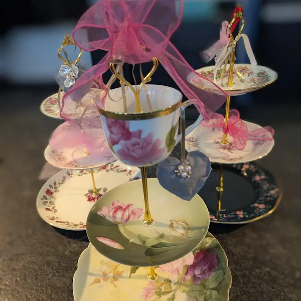 tableware, serveware, flower, drinkware, pink, cup