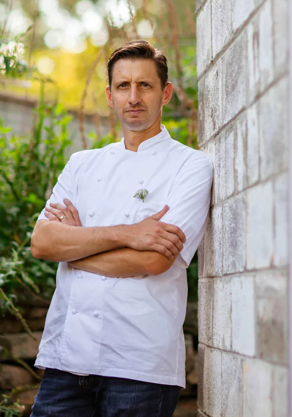 sleeve, collar, chef, cook, chef's uniform, uniform