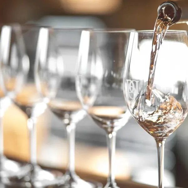 stemware, tableware, wine glass, barware, drinkware, alcohol