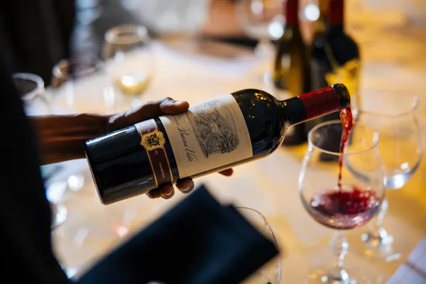 bottle, alcoholic drink, alcohol, glass bottle, wine bottle, wine