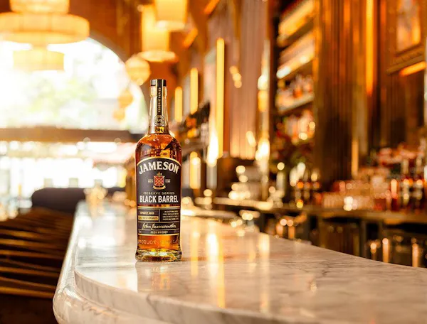 alcoholic drink, bottle, liquid, liquor, alcohol, whisky