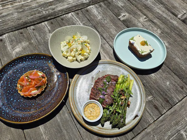 food, tableware, ingredient, dishware, serveware, table