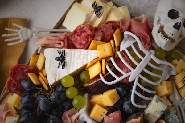 food, ingredient, tableware, finger food, cheese, fruit