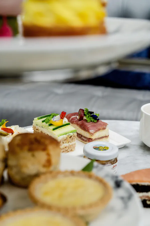 food, tableware, ingredient, cake, finger food, dessert