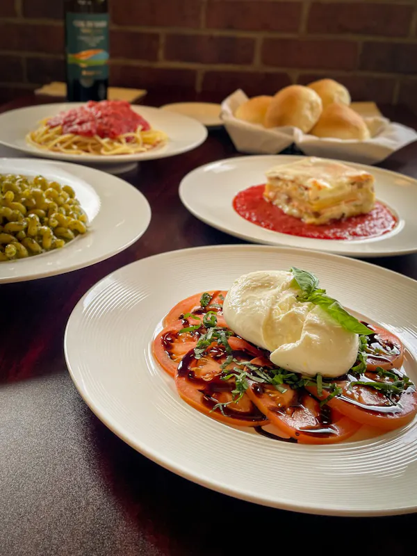 food, tableware, ingredient, dishware, plate, serveware
