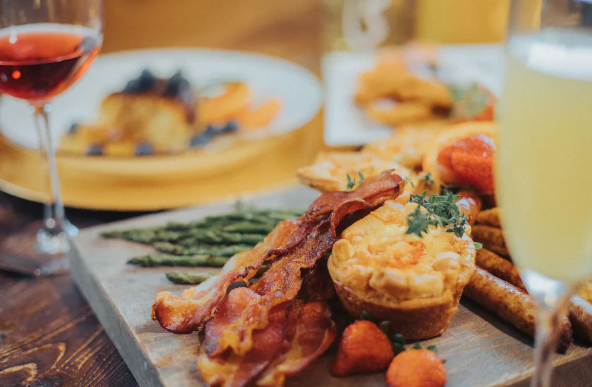 The Stable Presents: Sunflower Brunch at Bluemont Vineyard