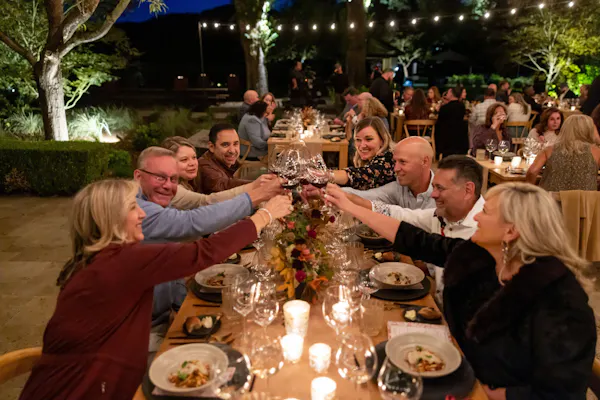 tableware, event, party, table, drinkware, food
