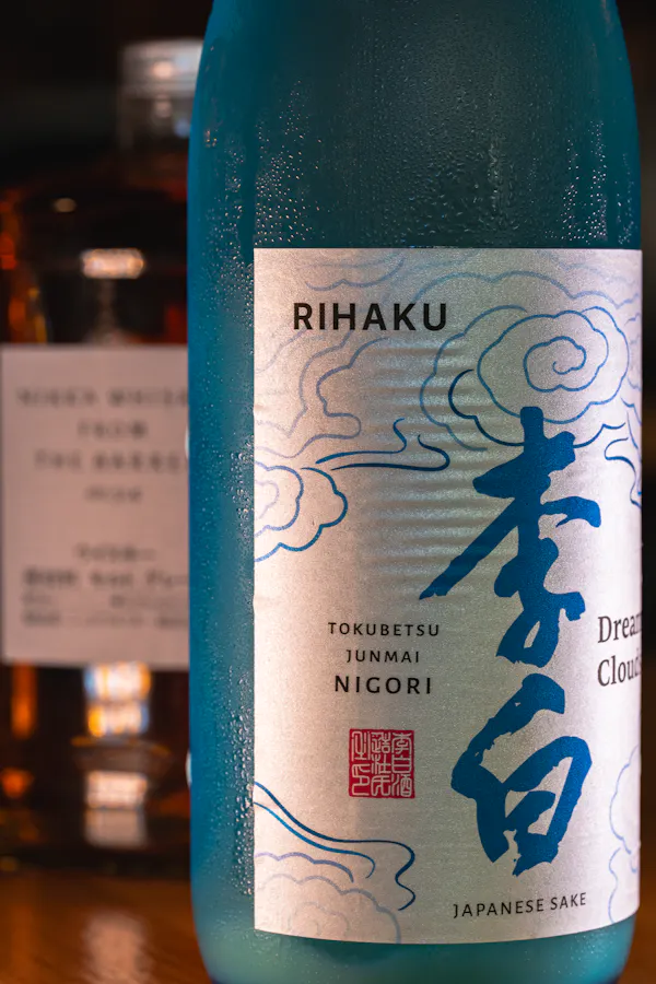 blue, bottle, label