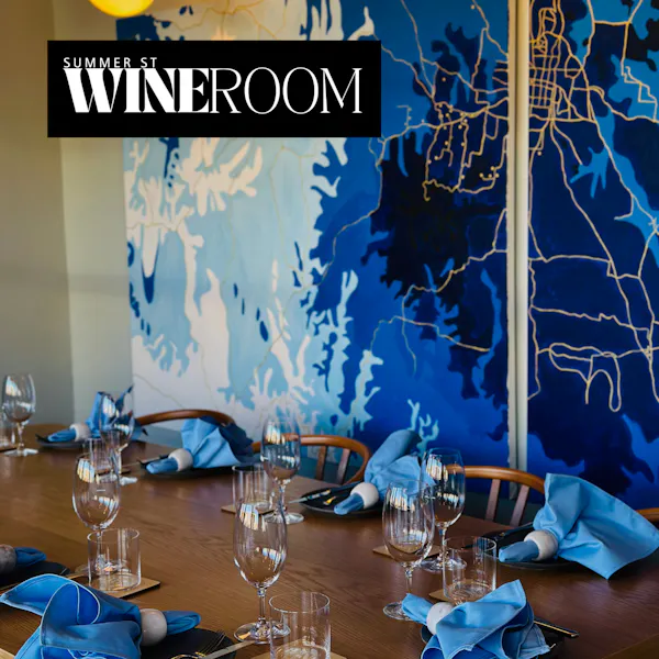 furniture, table, drinkware, tablecloth, glass, restaurant