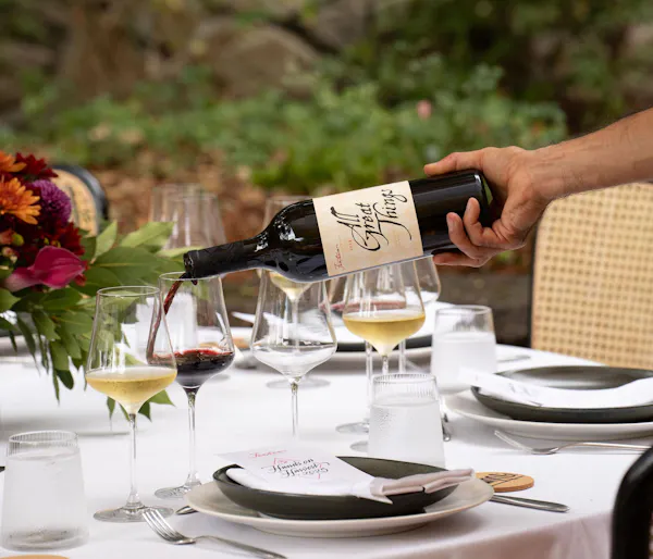 bottle, stemware, tableware, alcoholic drink, drinkware, alcohol