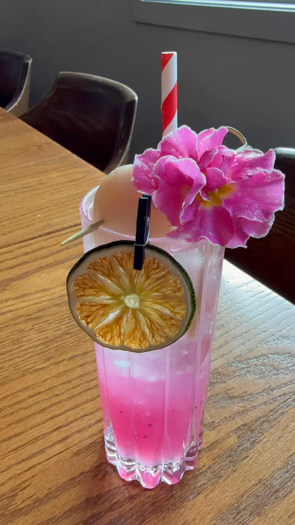 tableware, drinking straw, pink, cocktail, cocktail garnish, alcoholic drink