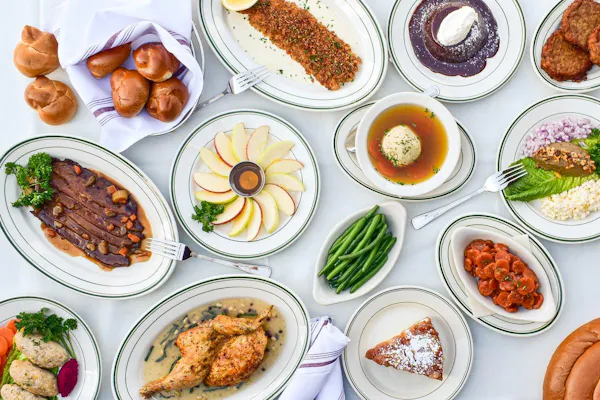 food, tableware, ingredient, dishware, produce, vegetable