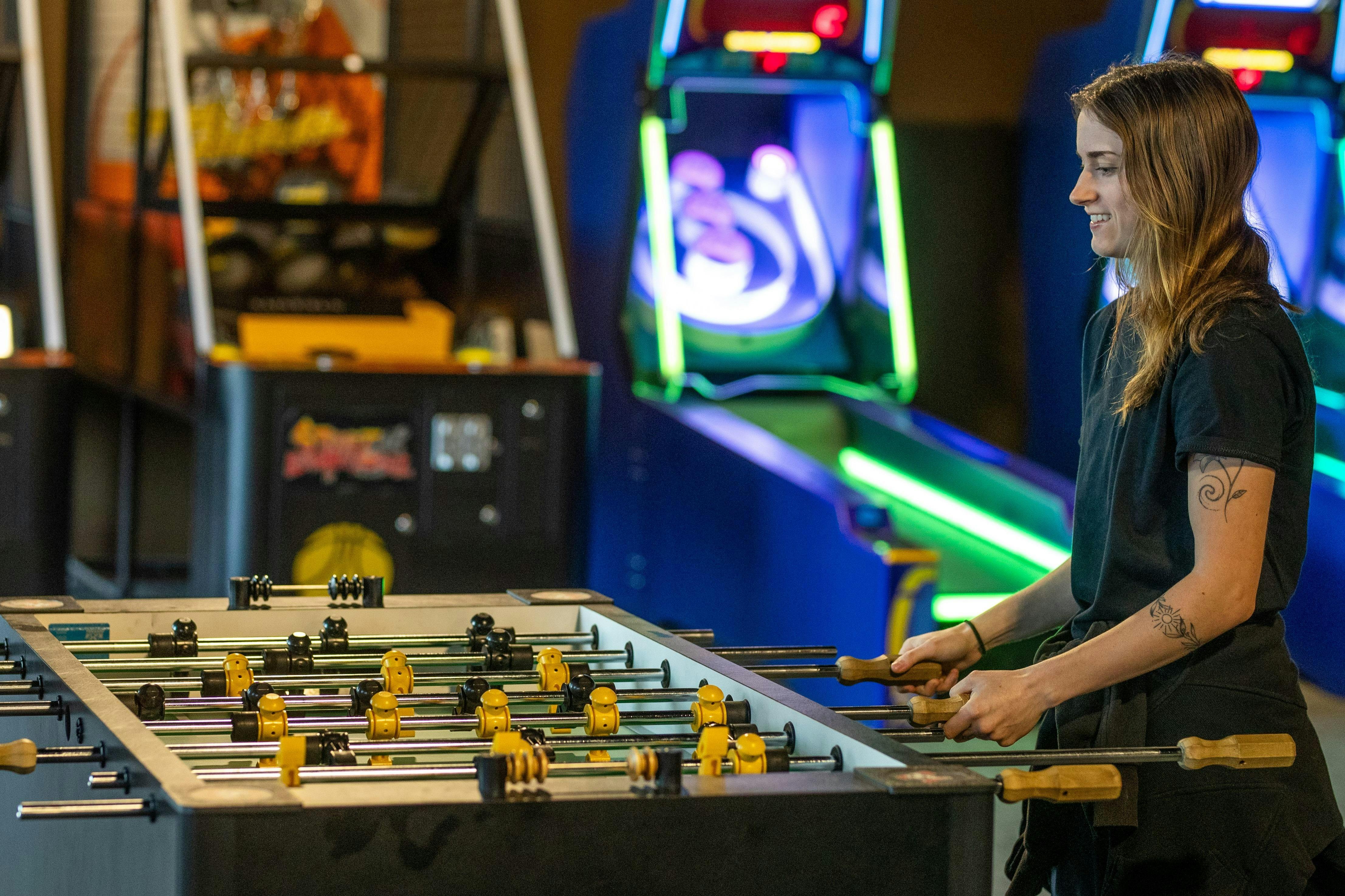 Silver Spoon Saloon Entertainment, Sports & VR Center