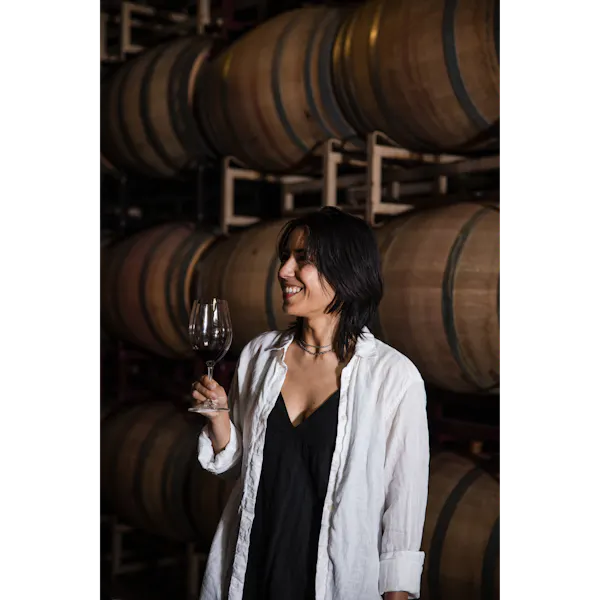 smile, stemware, wine glass, alcoholic drink, barrel, long hair