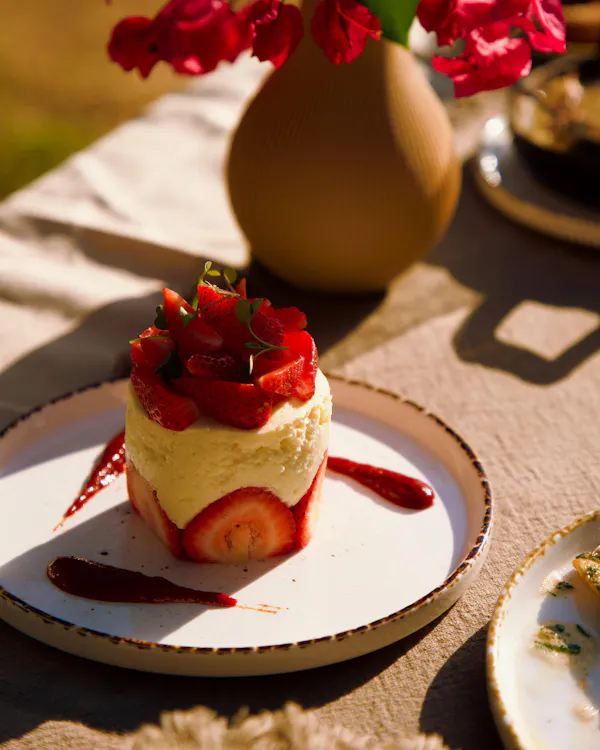 food, fruit, tableware, produce, cake, ingredient