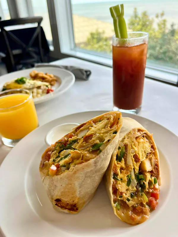 food, tableware, ingredient, vegetable, burrito, wrap