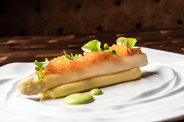 food, tableware, dishware, ingredient, recipe, plate