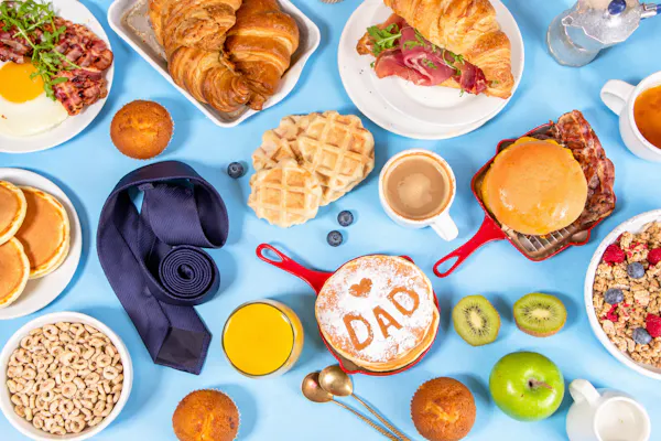 food, tableware, ingredient, breakfast, fast food, finger food