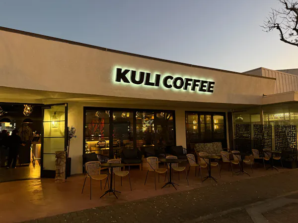 commercial building, restaurant