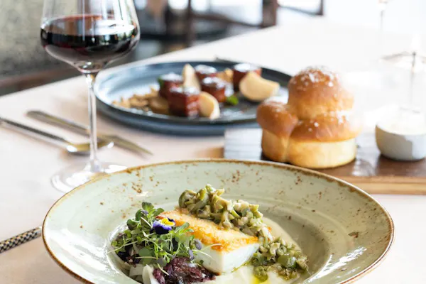 food, tableware, ingredient, dishware, serveware, plate