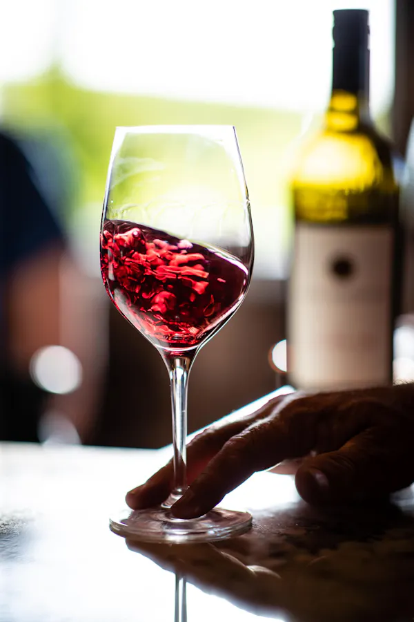 stemware, wine glass, glass, alcohol, red wine, drink