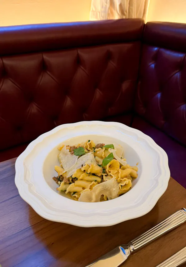 tableware, food, dishware, serveware, ingredient, plate