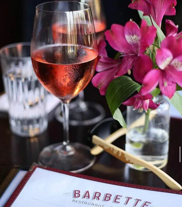 wine glass, stemware, champagne stemware, drink, glass, drinkware
