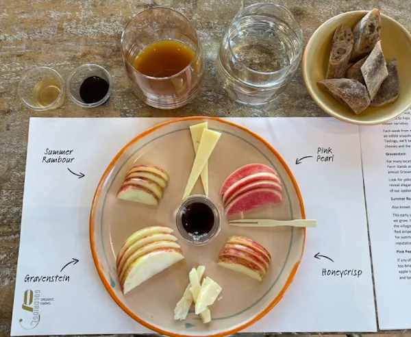 food, tableware, ingredient, dishware, fruit, serveware