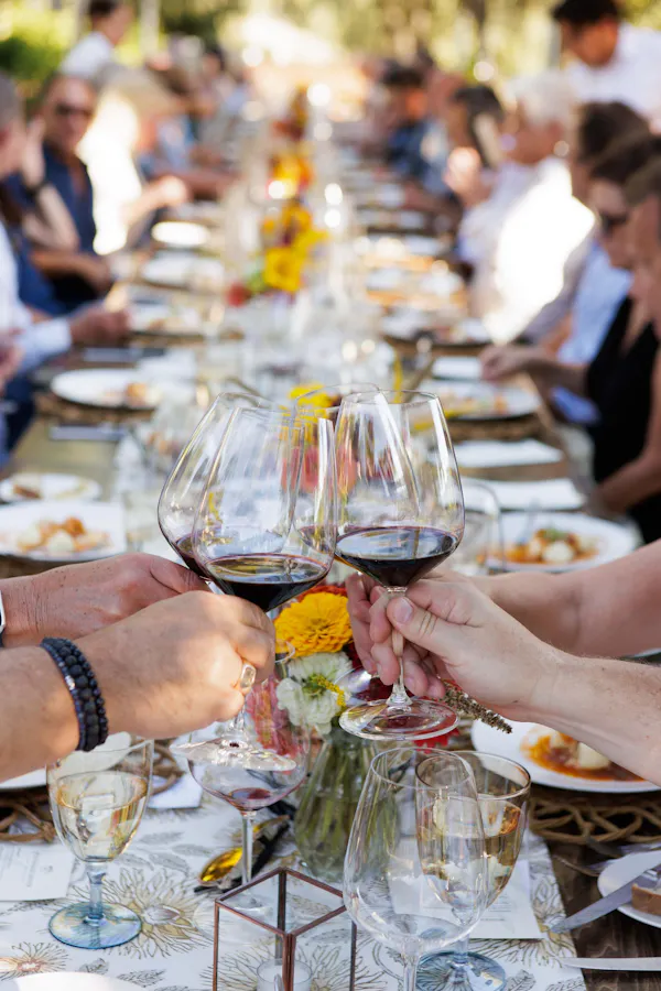 tableware, stemware, drinkware, wine glass, barware, event