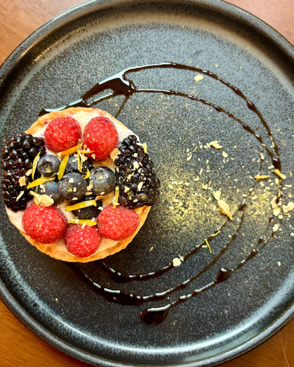 food, fruit, tableware, ingredient, produce, dessert