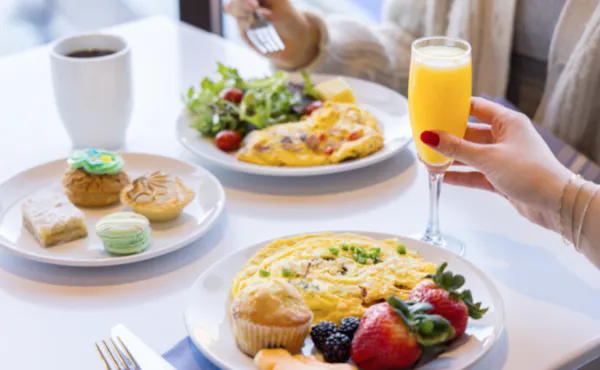 food, tableware, dishware, ingredient, serveware, table
